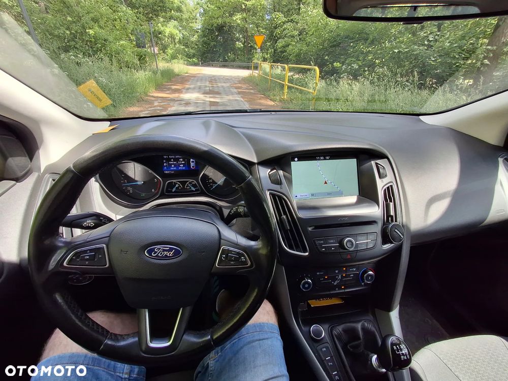Ford Focus 1.5 TDCi Trend Sport ASS - 10