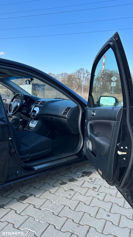 Honda Accord 2.0 Comfort - 12