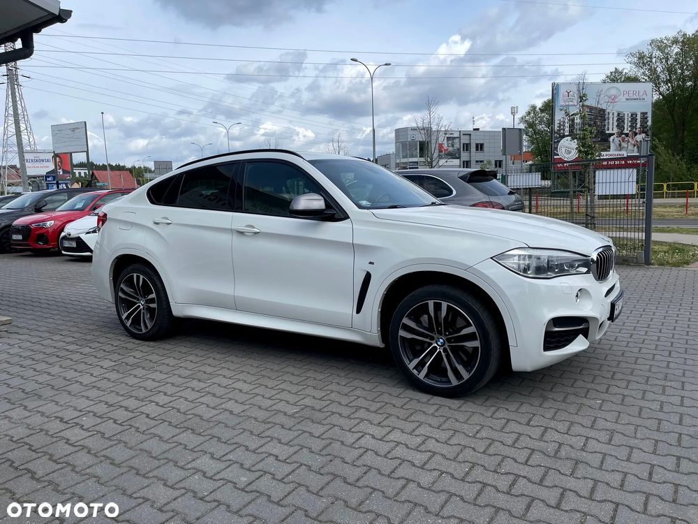 BMW X6M - 14