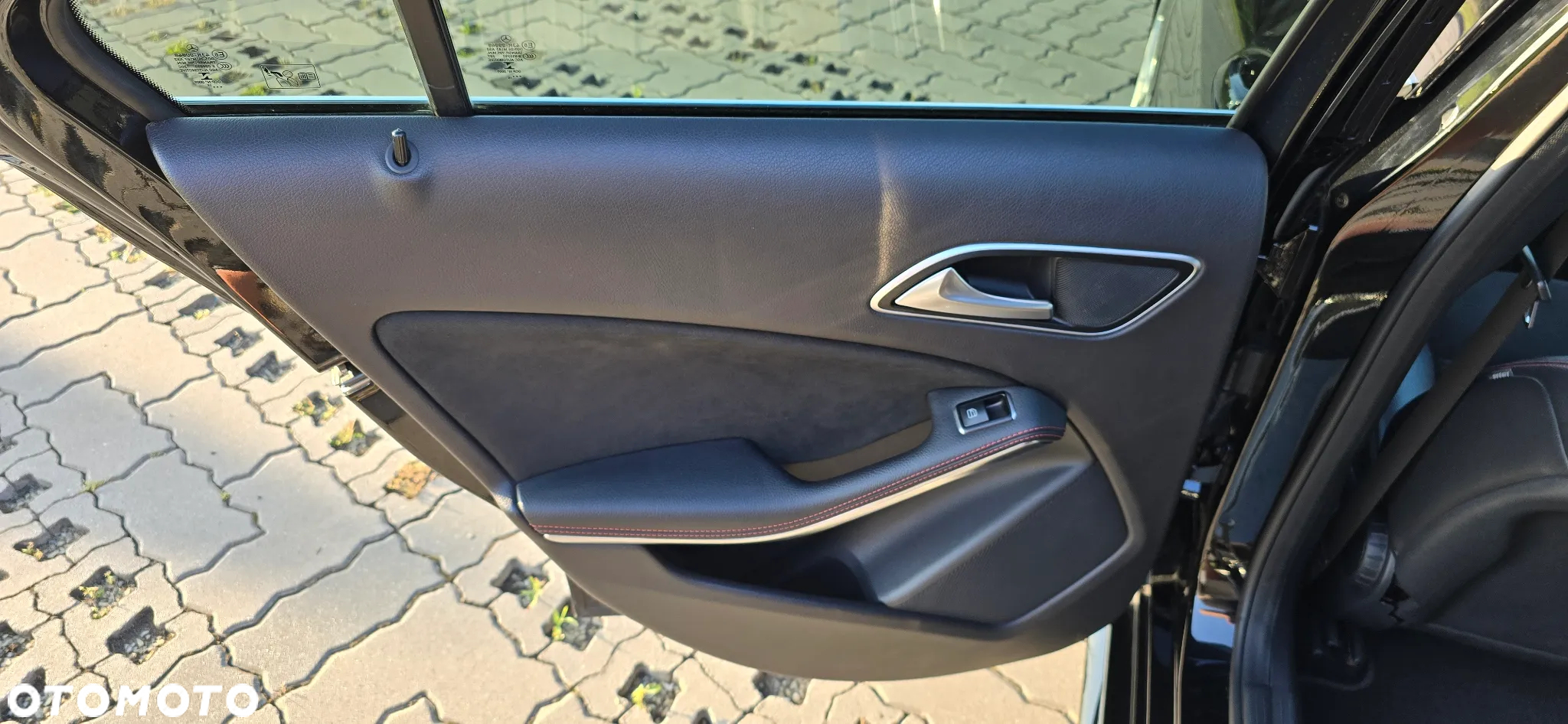 Mercedes-Benz Klasa A 180 AMG Line - 26