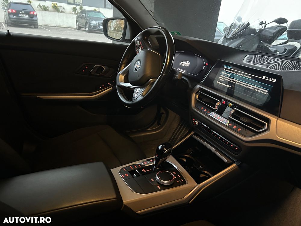 BMW Seria 3 320e Touring Aut. - 21