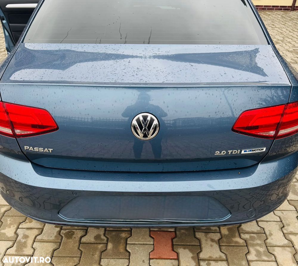 Volkswagen Passat 2.0 TDI DSG Comfortline - 3