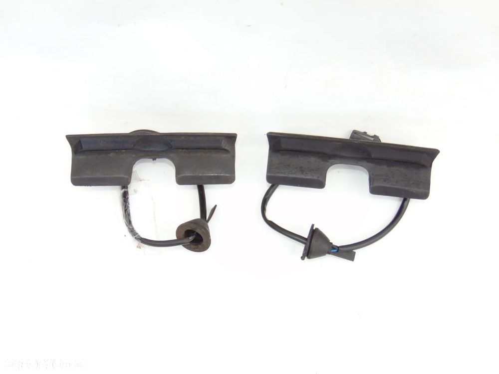 Mikrostyk klamka przycisk przełącznik klapy bagażnika Ford Mondeo MK3 III HB liftback 00-04r - 9