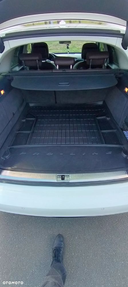 Audi A6 Avant 2.0 TDI DPF - 13