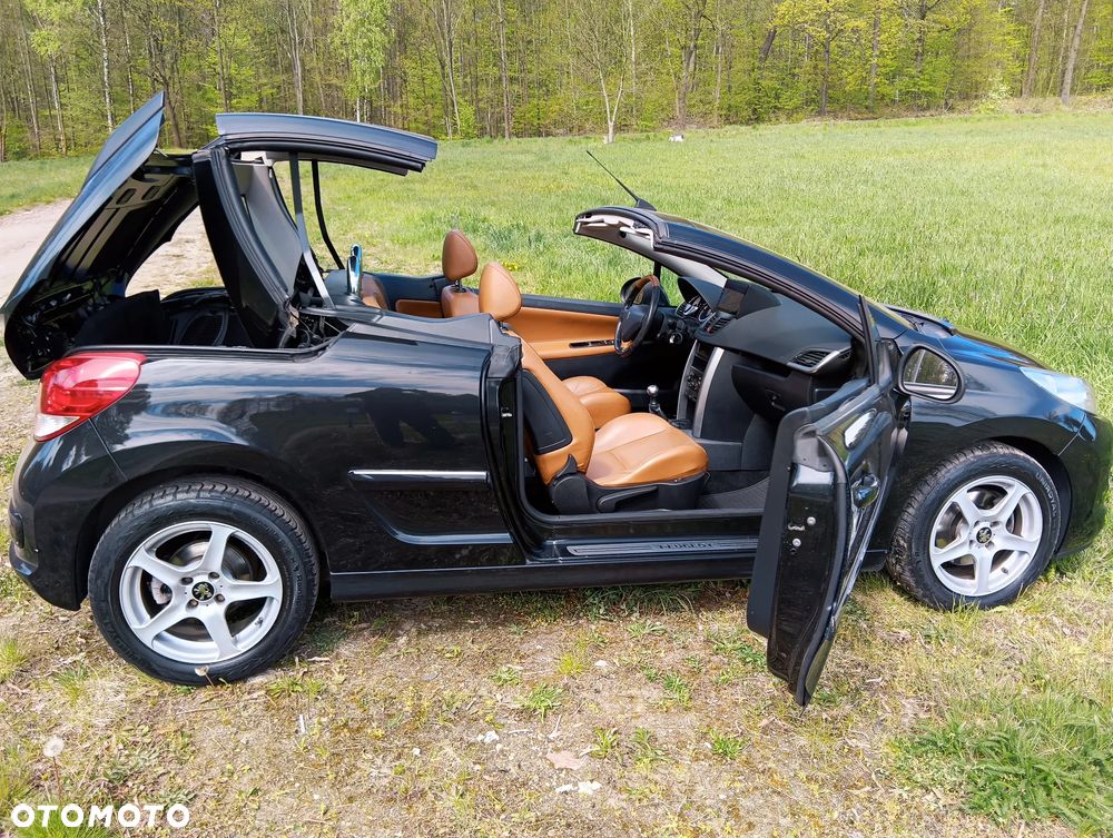 Peugeot 207 - 12