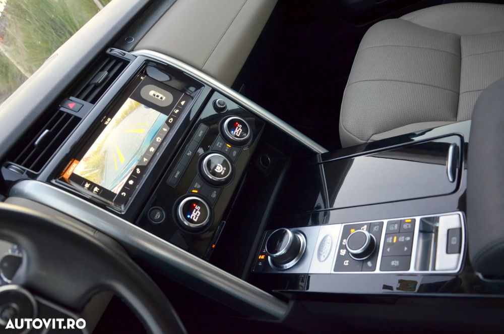 Land Rover Discovery 2.0 L TD4 HSE Luxury - 32