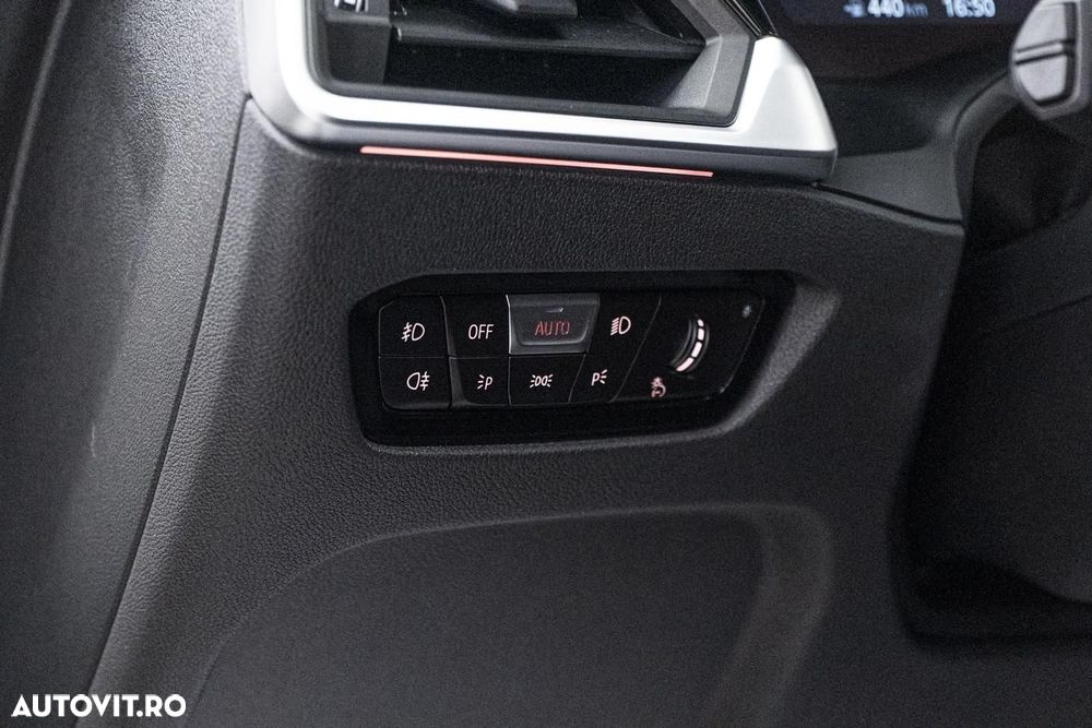 BMW Seria 3 316d Aut. Sport Line - 27