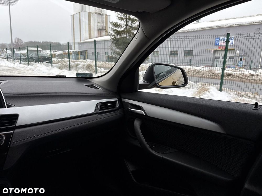 BMW X2 sDrive18i - 12