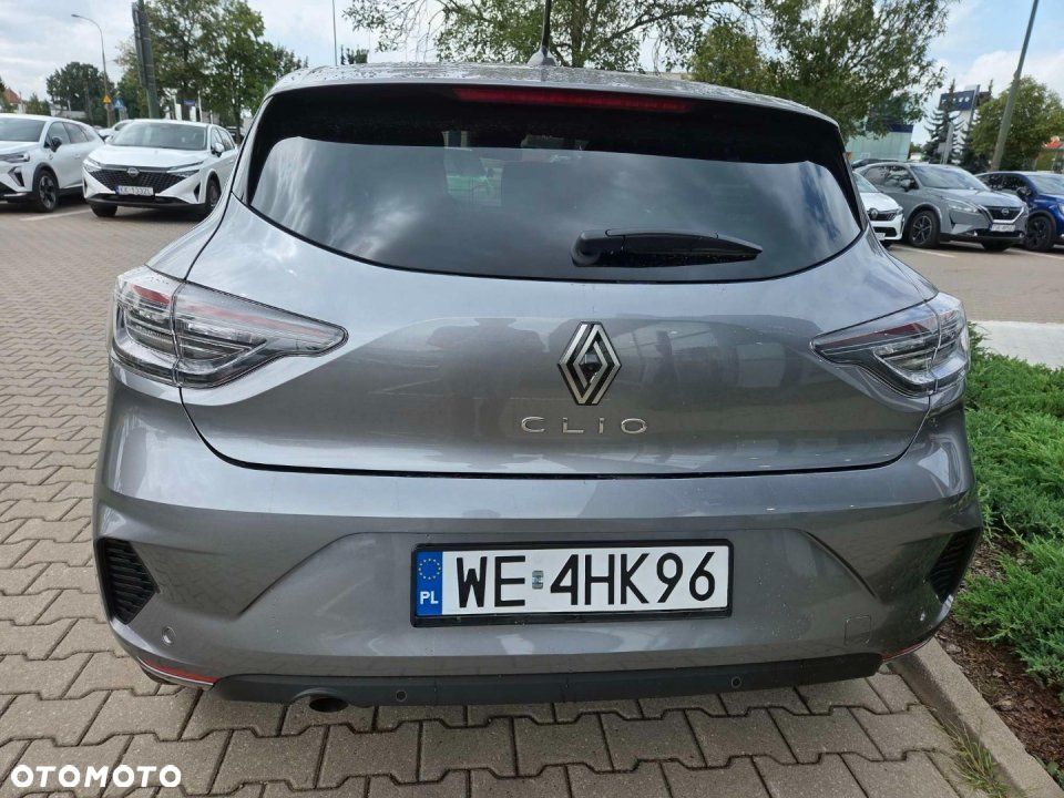 Renault Clio - 7