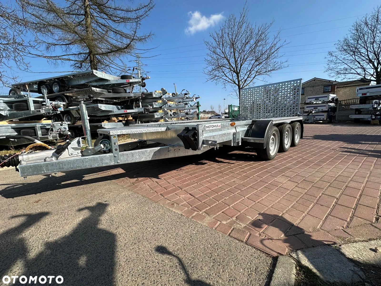 Inny Przyczepa do przewozu sprzętu budowlanego B 400/3 400x180 3500kg 3 osie pod koparke koparka walec MOTOMUS - 5