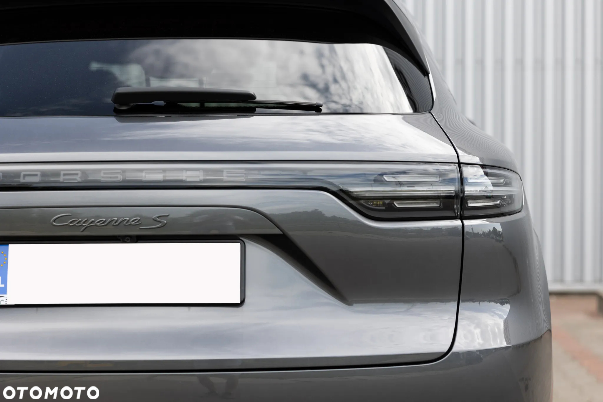 Porsche Cayenne - 10