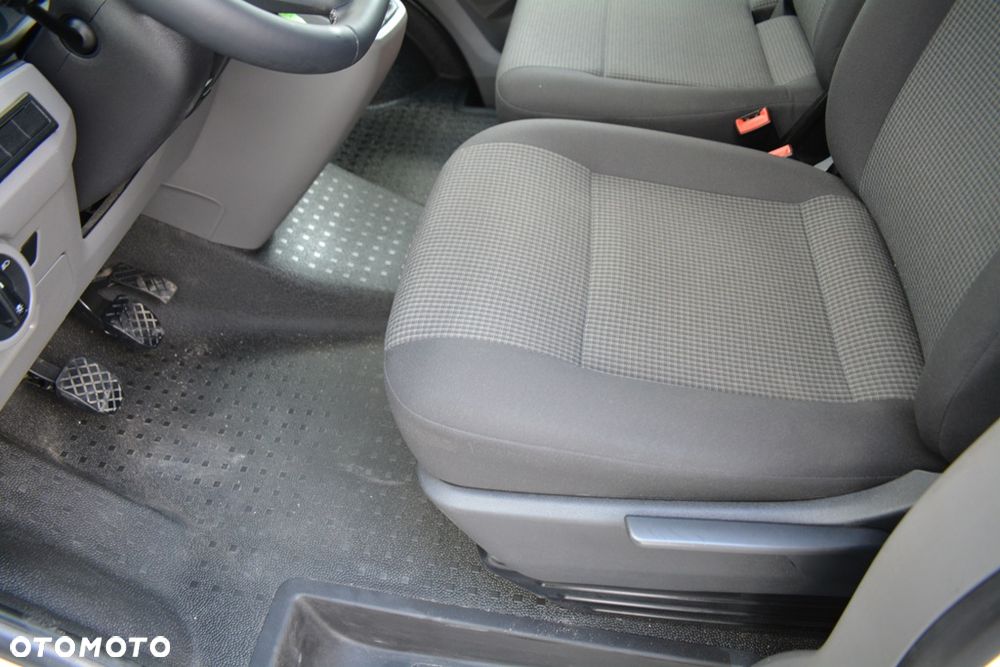 Volkswagen TRANSPORTER T6.1 150KM - 22