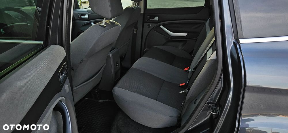 Ford Kuga 2.0 TDCi 2x4 Trend - 7