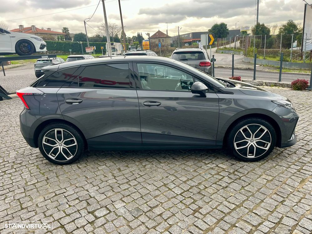 MG MG4 4 Luxury 64 kWh - 5