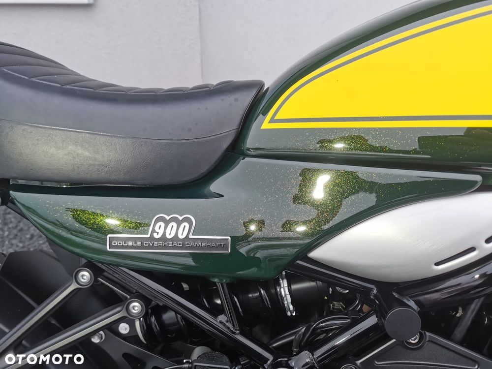 Kawasaki Z 900 RS - 21