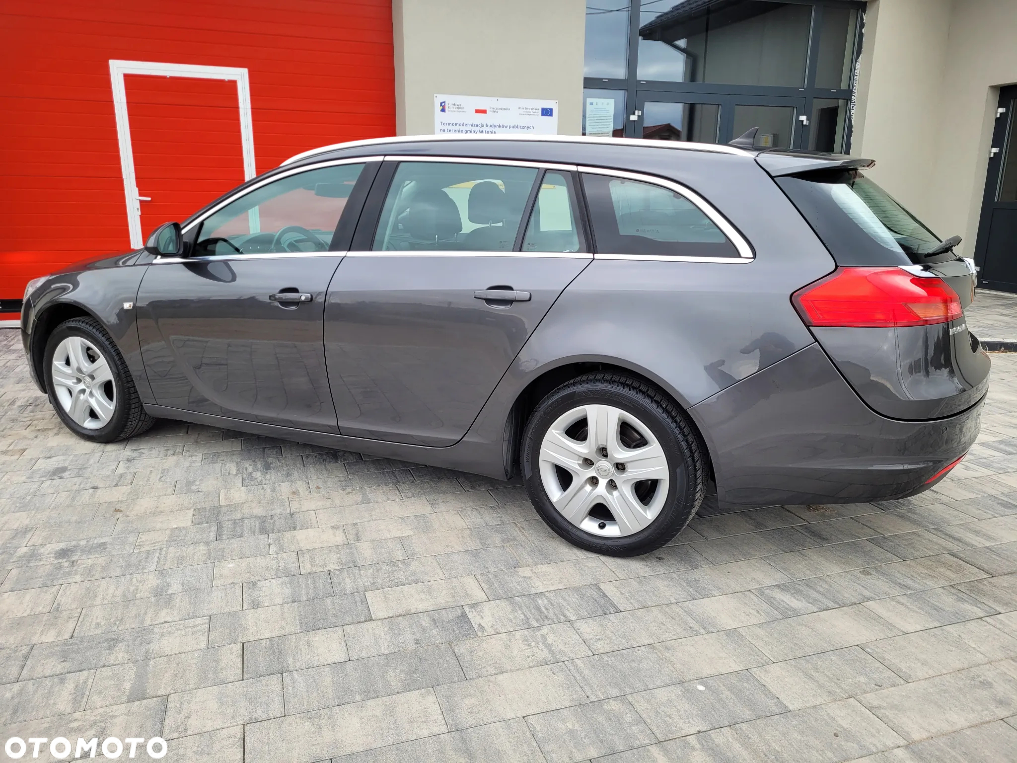 Opel Insignia 2.0 CDTI Sports Tourer - 11