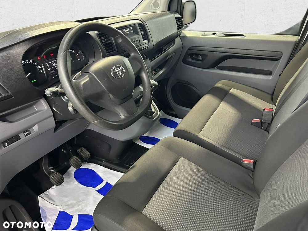 Toyota ProAce - 12