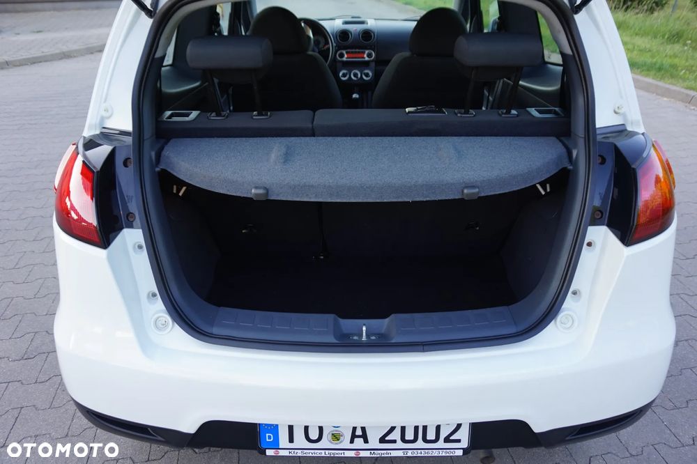 Mitsubishi Colt - 39