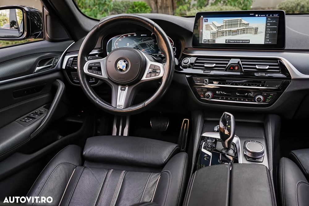 BMW Seria 5 530e Aut. M Sport Edition - 7