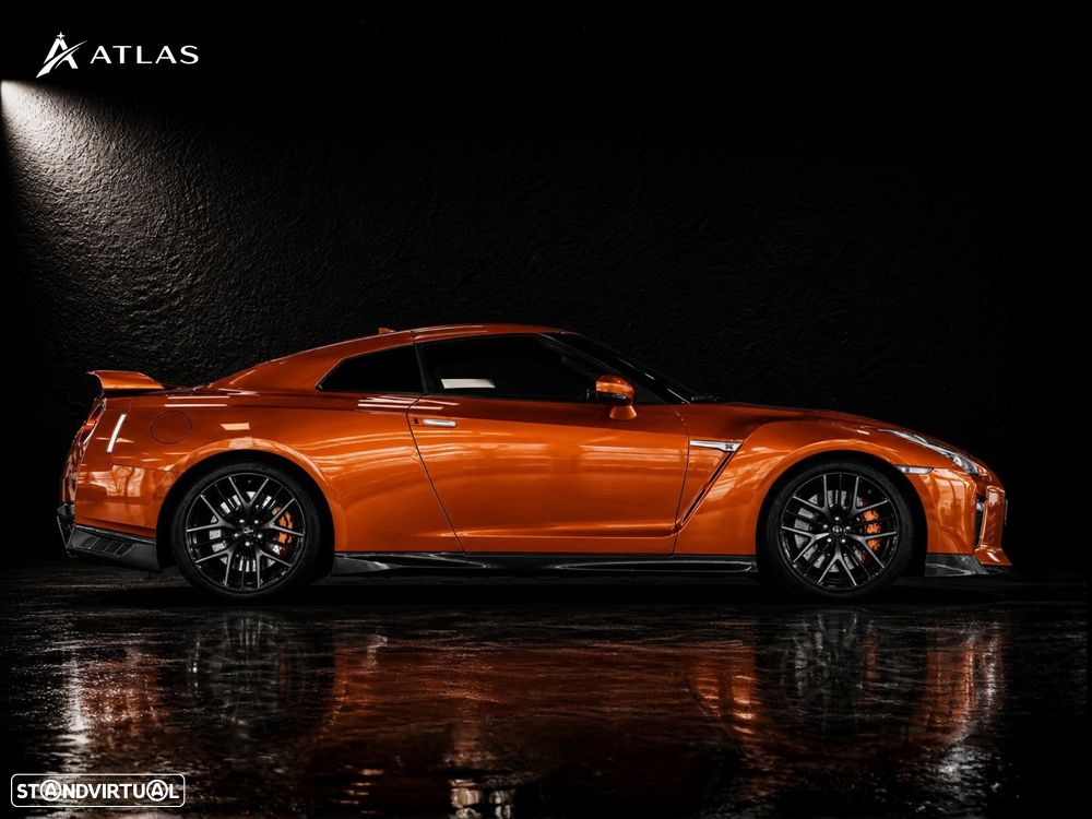 Nissan GT-R Prestige Edition - 2
