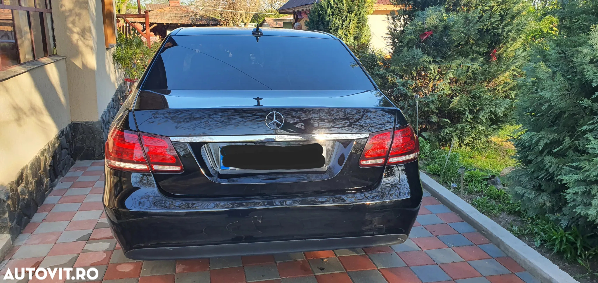 Mercedes-Benz E - 5
