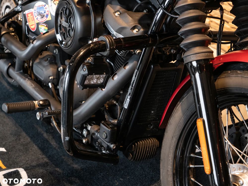 Harley-Davidson Softail Street Bob - 20