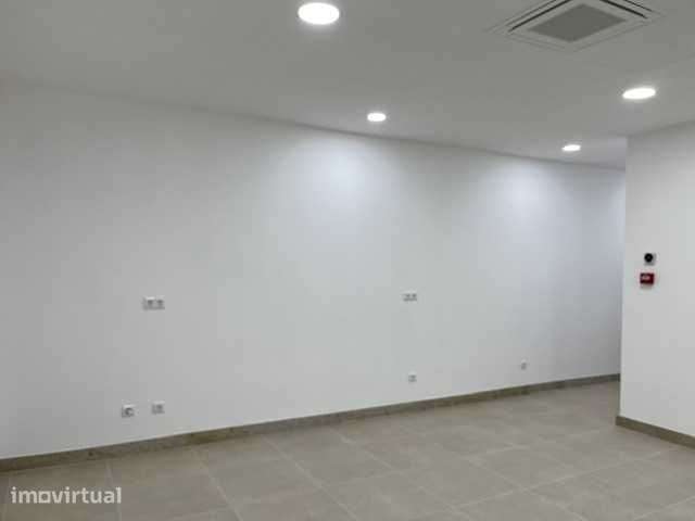 Arrendamento loja centro Ponte de Lima - Grande imagem: 3/3