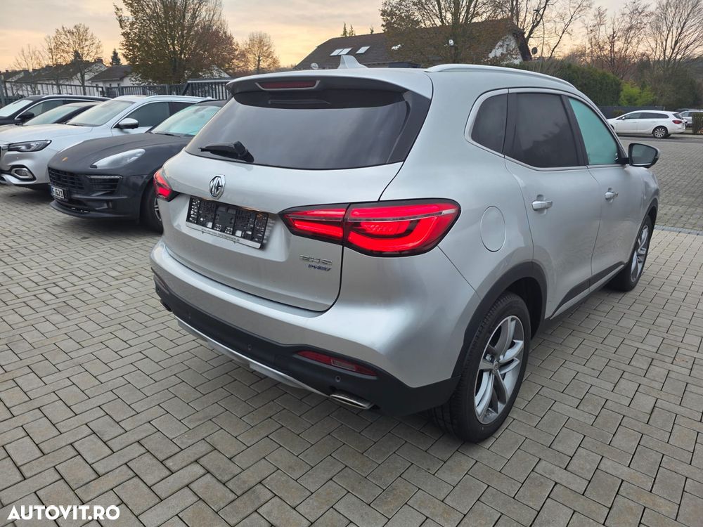 MG EHS PHEV Luxury - 3