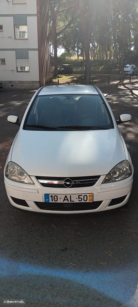 Opel Corsa 1.2 Twinport Enjoy - 3