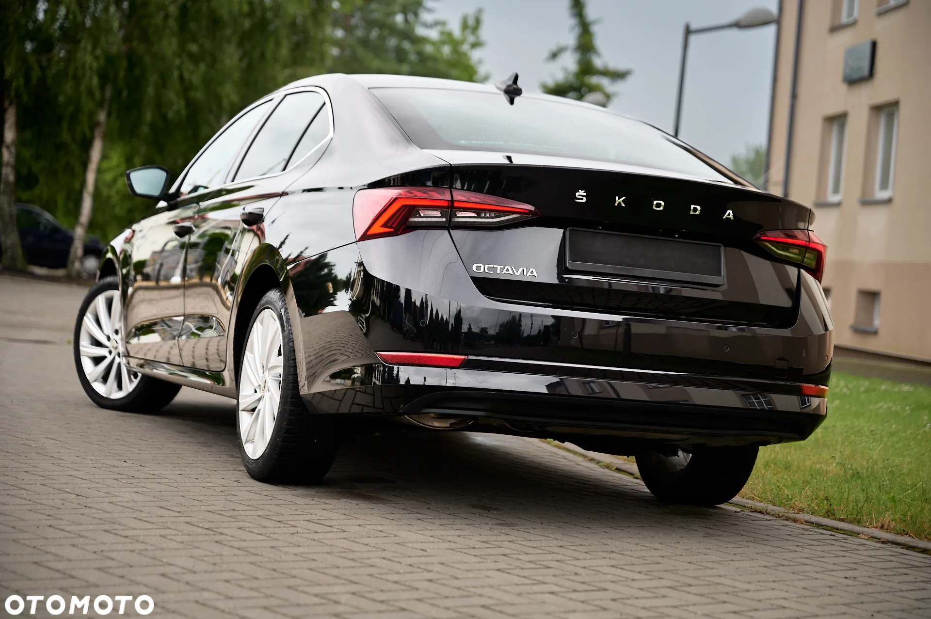 Skoda Octavia 2.0 TDI Style DSG - 2
