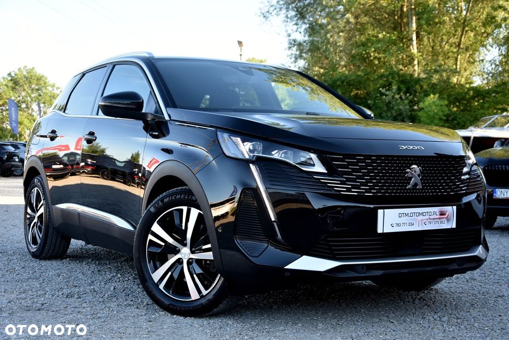Peugeot 3008 1.6 PureTech HYbrid GT Line S&S EAT8 - 18