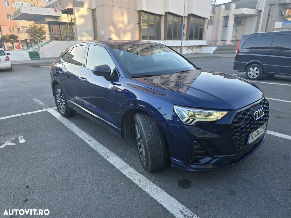 Audi Q3 Sportback - 8
