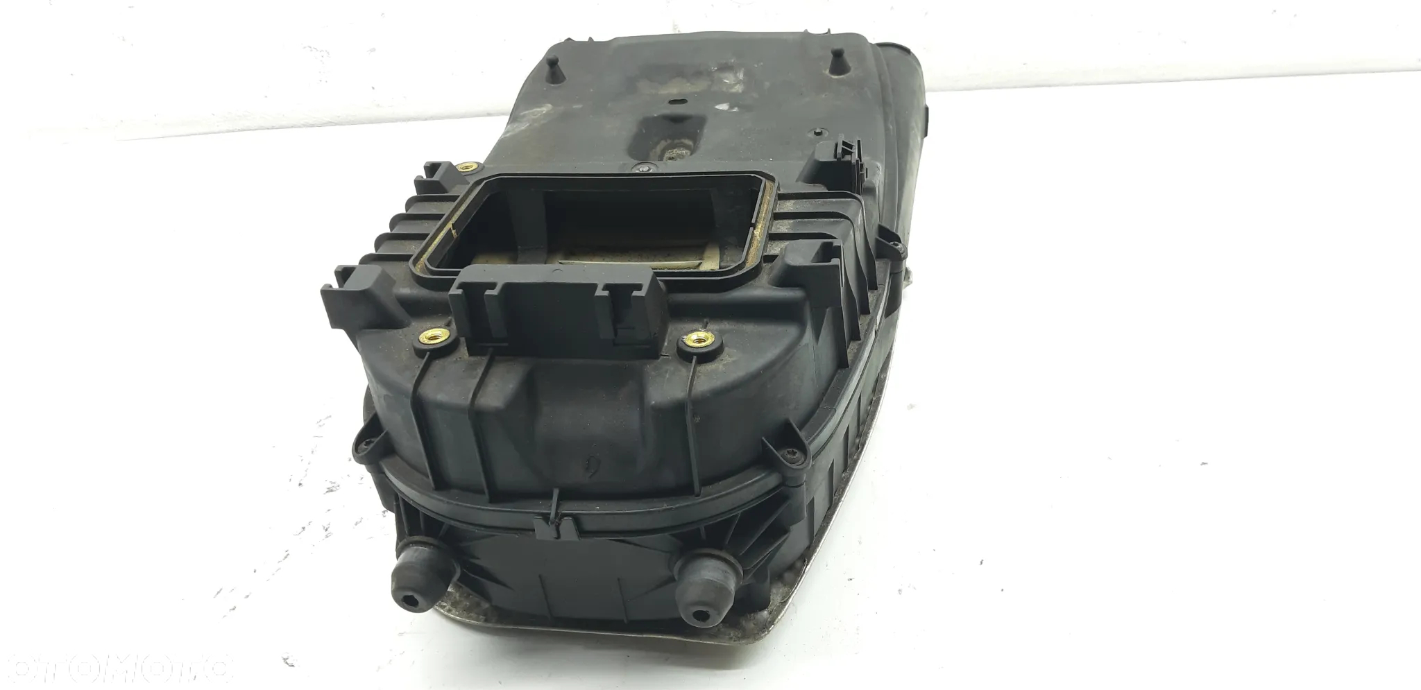 Obudowa filtra powietrza A6510901101 Mercedes W204 2.2 diesel 2012r coupe - 2