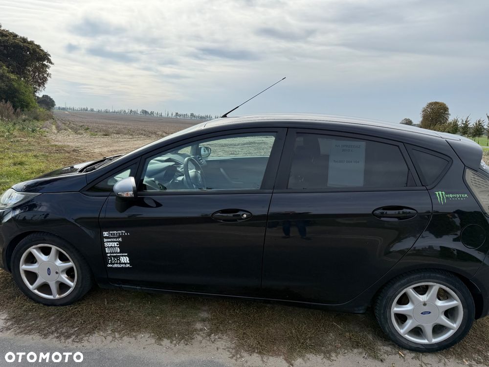 Ford Fiesta 1.25 Ambiente - 2