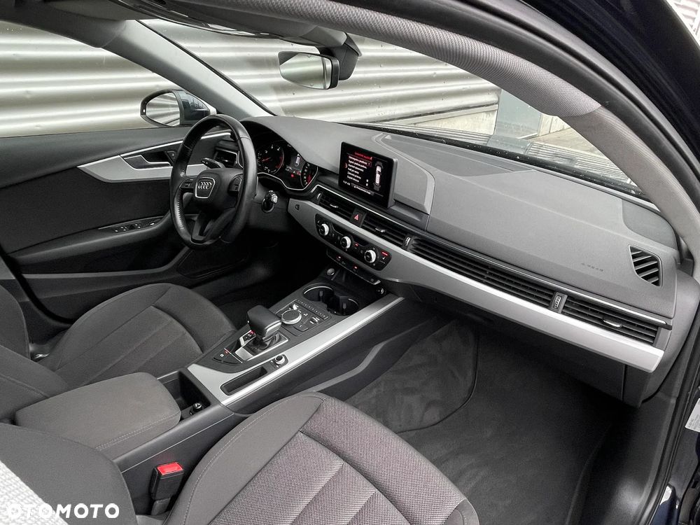 Audi A4 Avant - 38