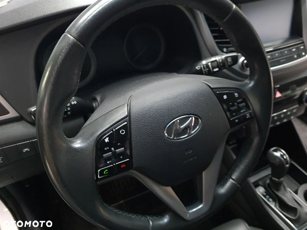 Hyundai Tucson blue 1.7 CRDi 2WD DCT Premium - 13