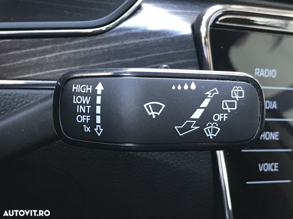 Skoda Superb 2.0 TDI 4X4 DSG Style - 22