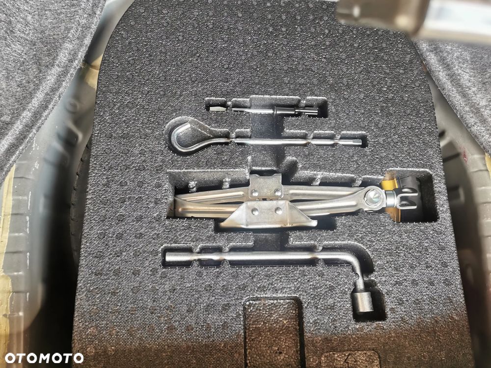 Honda Accord 2.0 Lifestyle - 11