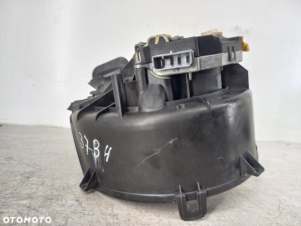 WENTYLATOR NAWIEWU, DMUCHAWA OPEL SIGNUM 985852T VALEO 3.0 CDTI - 3