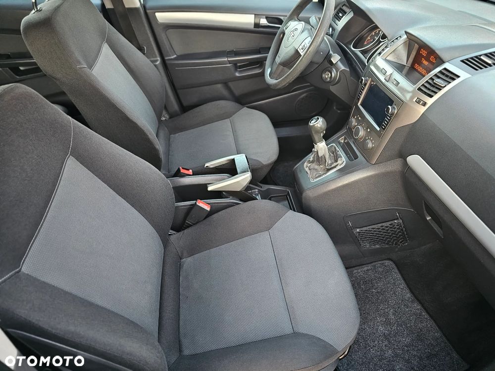 Opel Zafira 1.8 Navi - 8