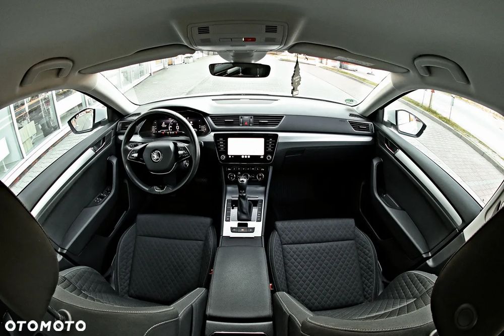 Skoda Superb 1.5 TSI Ambition DSG - 25