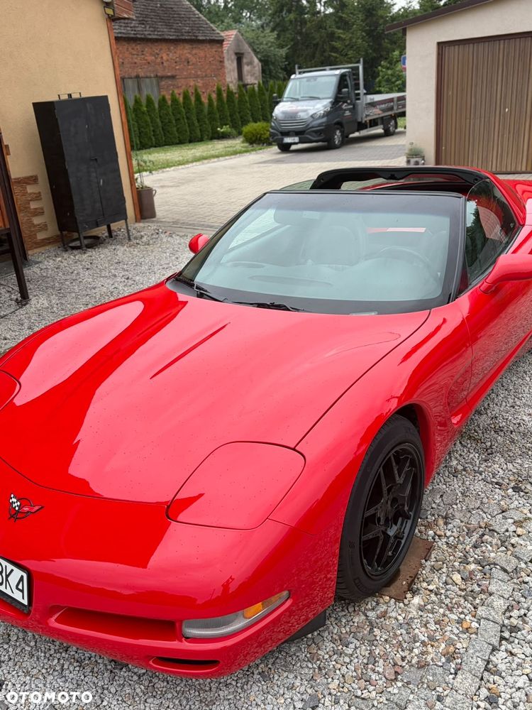 Chevrolet Corvette - 7