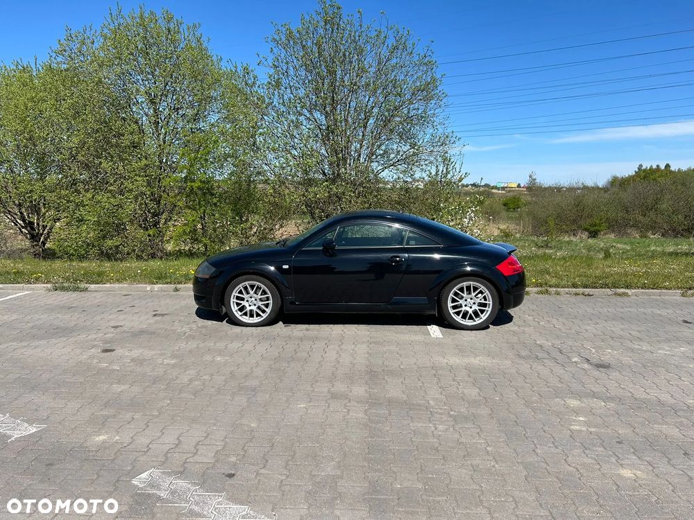 Audi TT Coupé 1.8T Quattro - 6