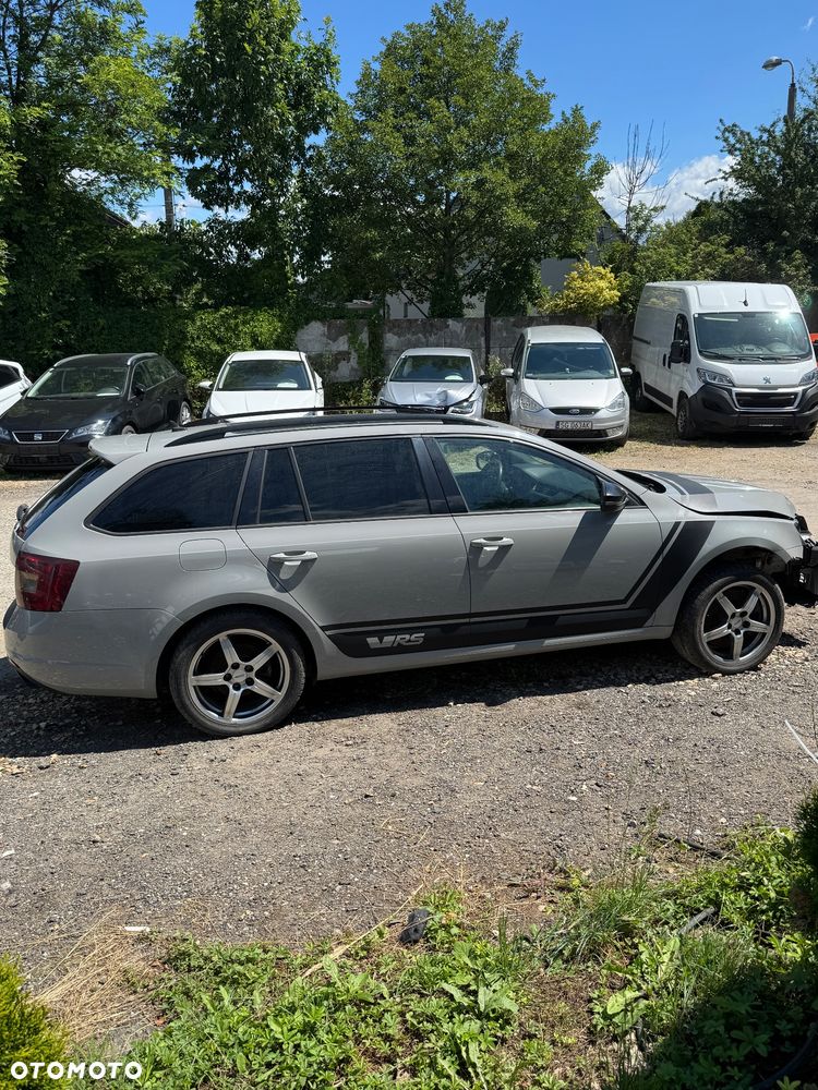 Skoda Octavia 2.0 TSI RS 230 - 10