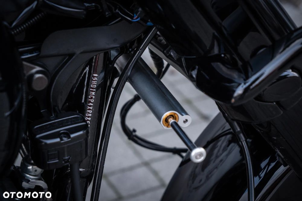 Harley-Davidson Trike Freewheeler - 27