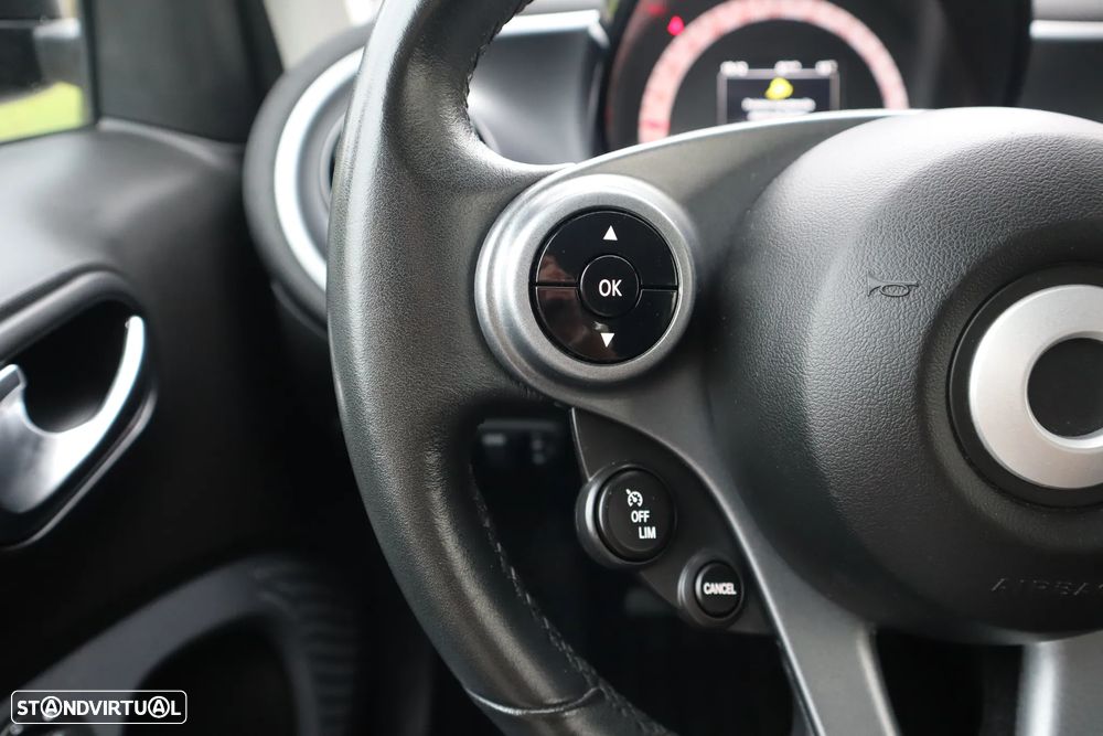 Smart ForTwo Coupé Drive Passion - 24