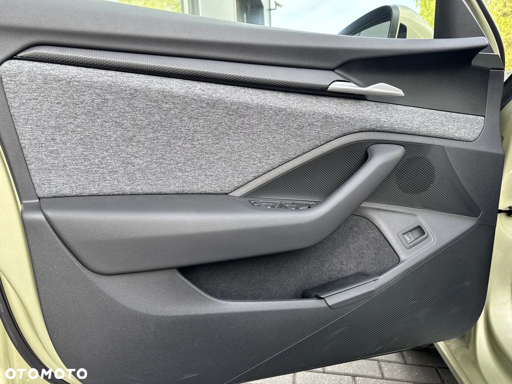 Skoda Superb 2.0 TDI SCR Selection DSG - 15