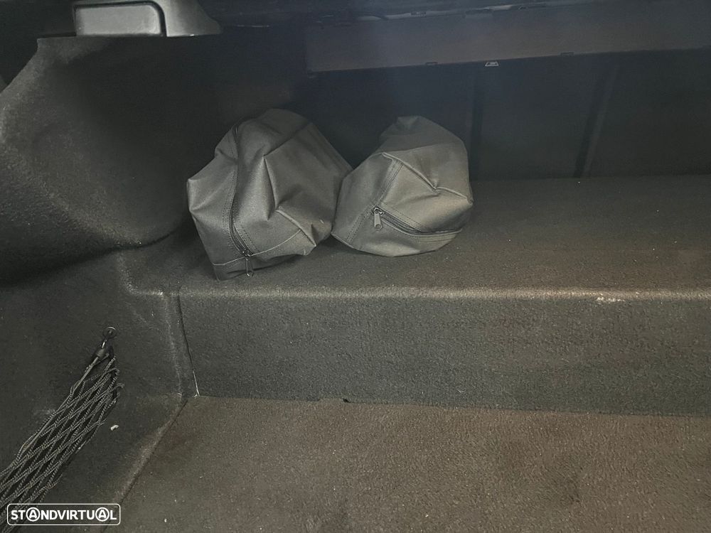 Mercedes-Benz E 300 de AMG Line - 17