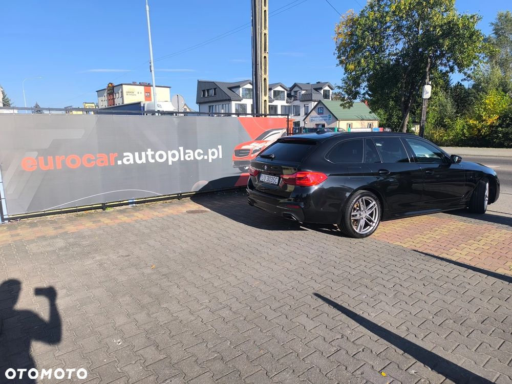 BMW Seria 5 2019 photo 3