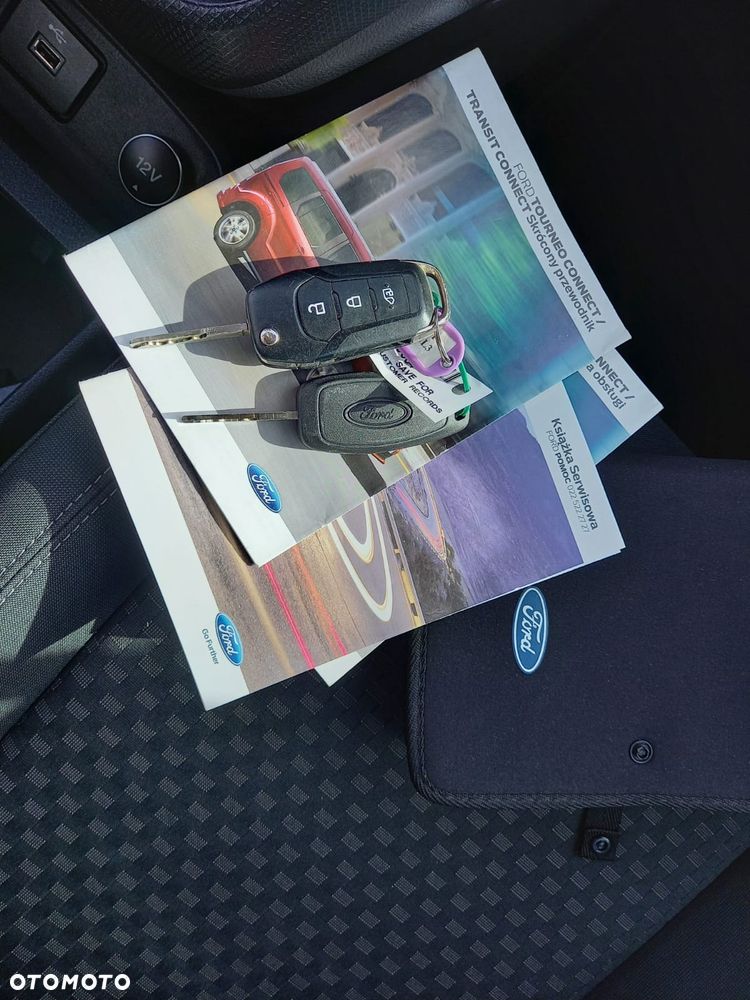 Ford Transit Connect - 16
